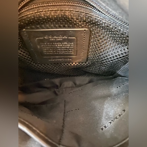 COACH PACER Messenger 25, Coach Pacer crossbody Men’s bag 11.5 by 9 inch - Picture 4 of 10